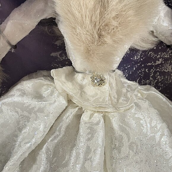 1998 Mattel Barbie 12" Winter Evening Special Edition Doll NRFB #19218 - Picture 3 of 11